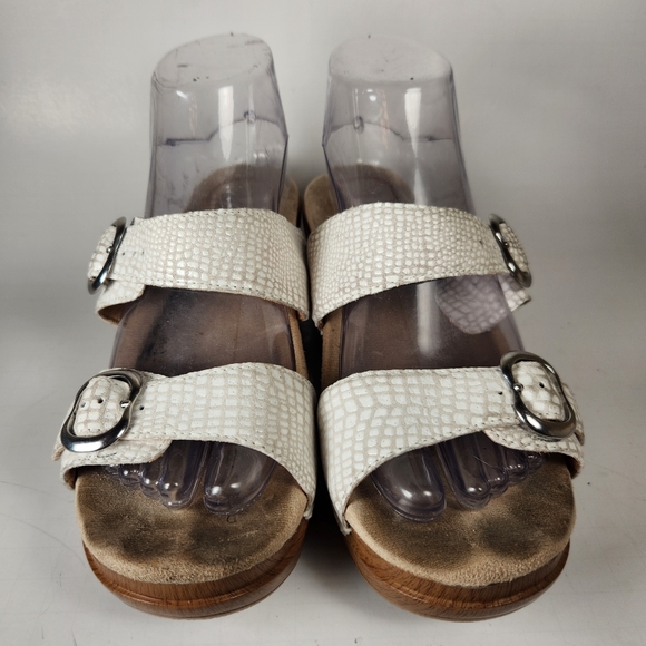 DANSKO Women's Sophie Sandal 39 / 8 White Snake Print Leather Open Toe Shoe - Picture 3 of 14